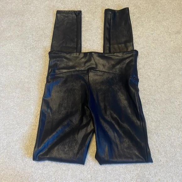 SPANX Black Faux Leather Leggings Size Small - Picture 4 of 7